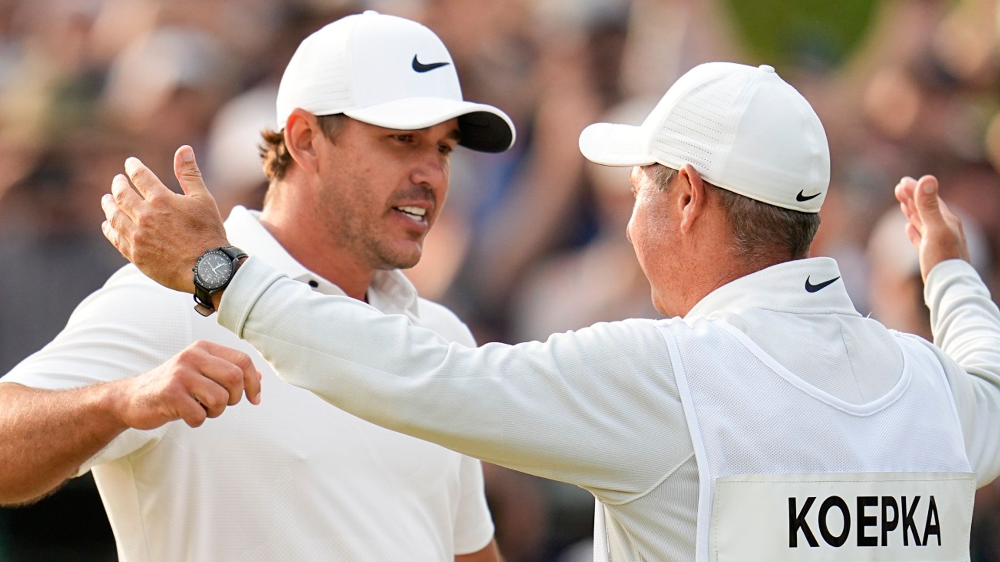 Brooks Koepka takes one-stroke lead into final round of PGA