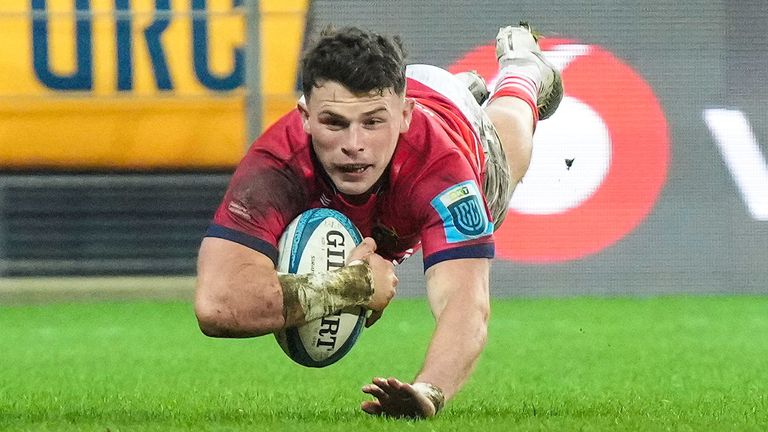 Calvin Nash scored Munster's second try of the final, as they belatedly made their dominance count 