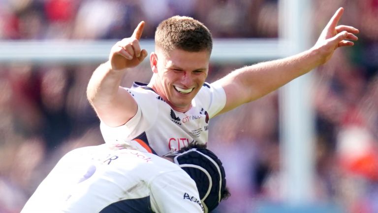 Saracens head coach Mark McCall feels Farrell is playing the 'best rugby of his life'