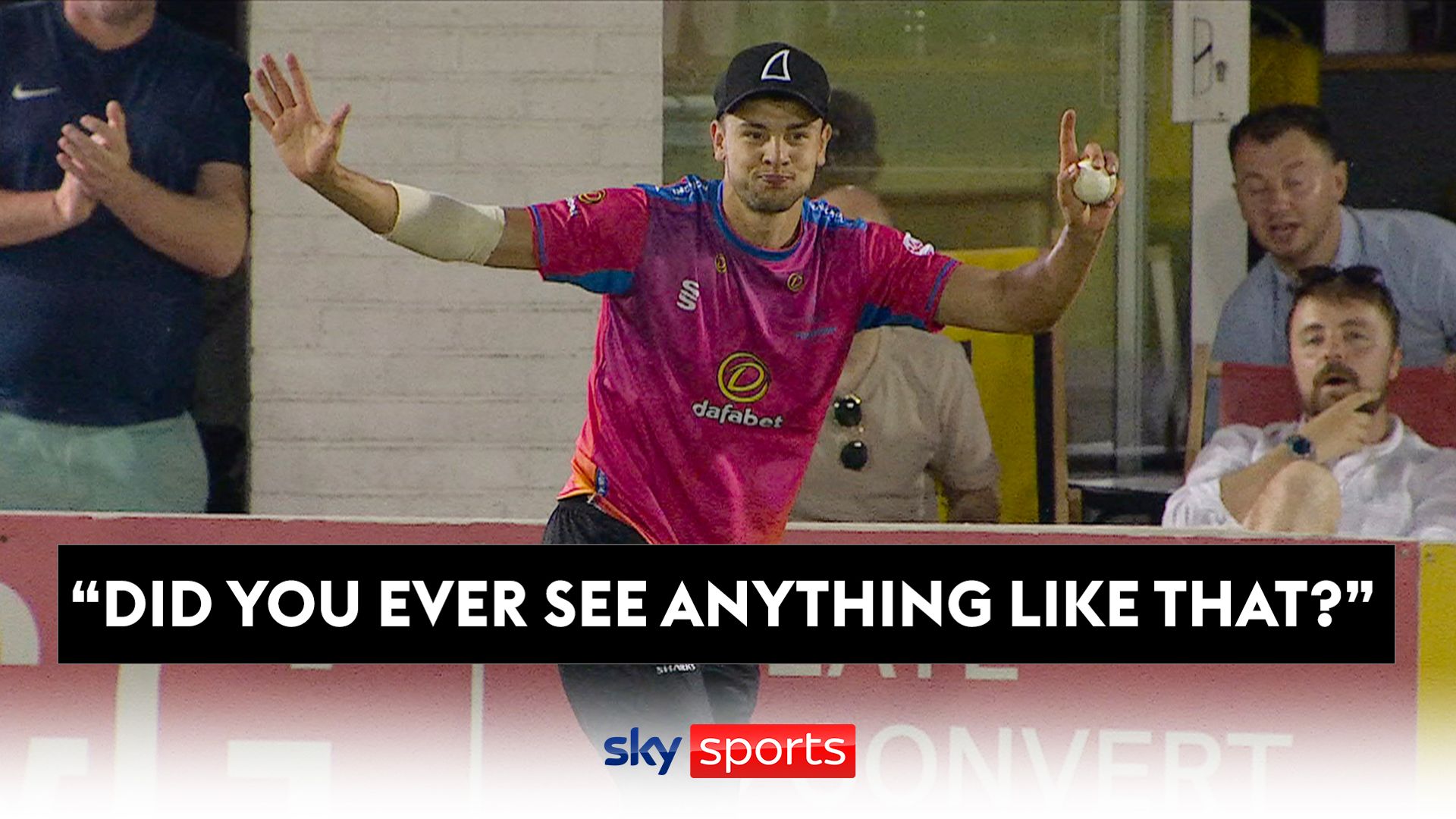 'Astonishing!' - Is this the greatest catch in T20 Blast history?