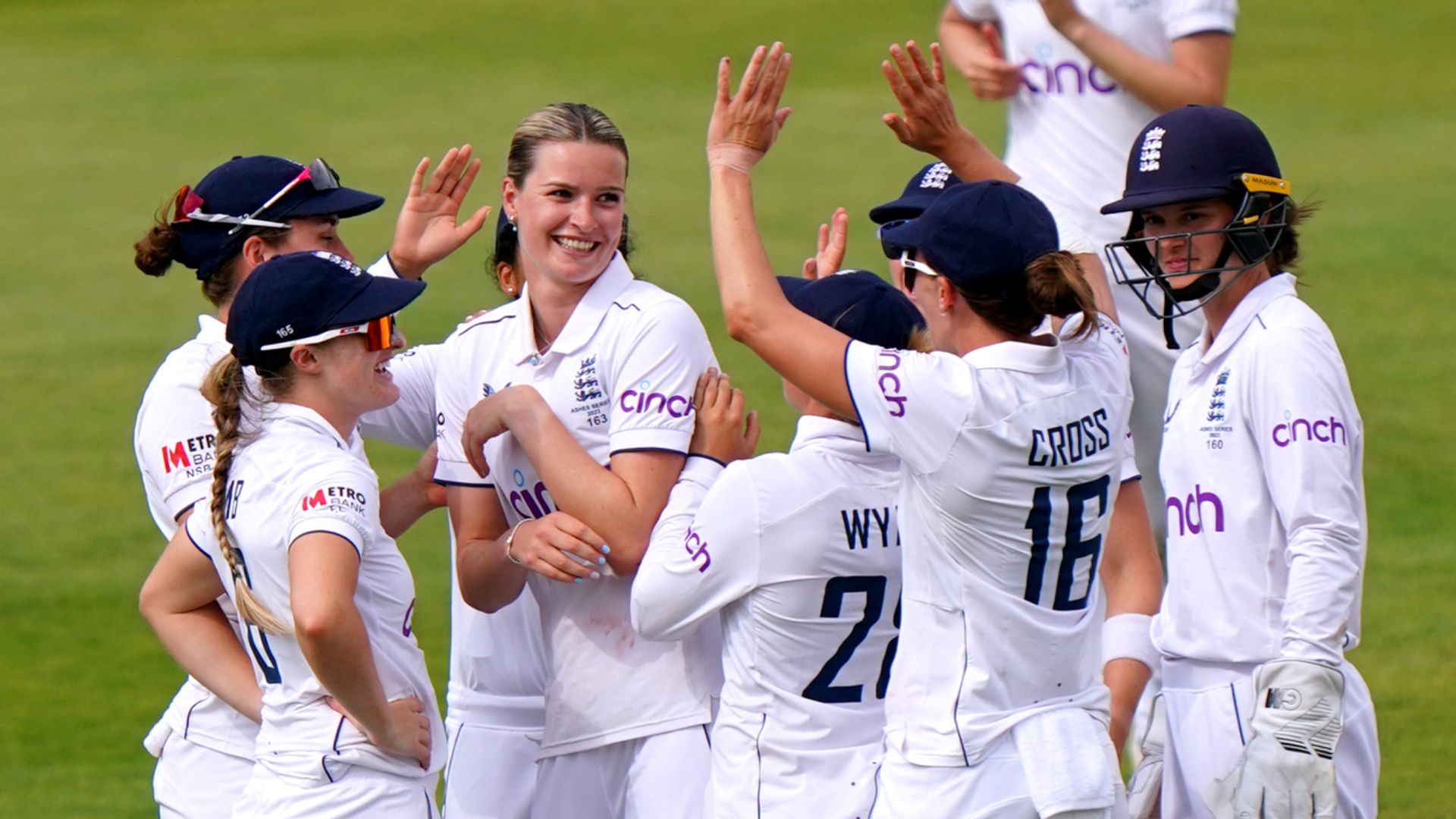 'Gap to Australia not that big - but England need coolness under fire'