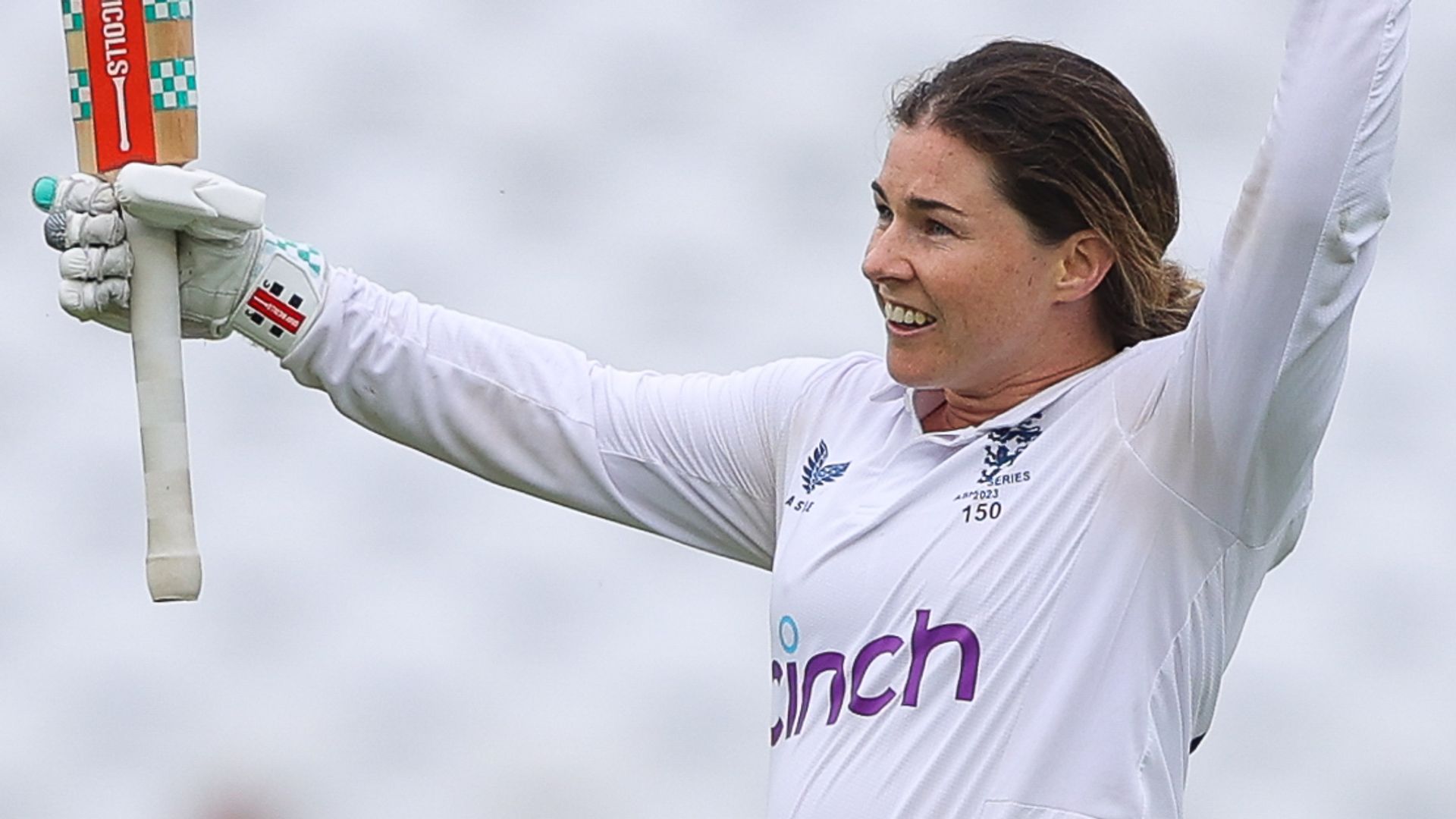 Beaumont double-ton breaks England record but Australia stretch lead