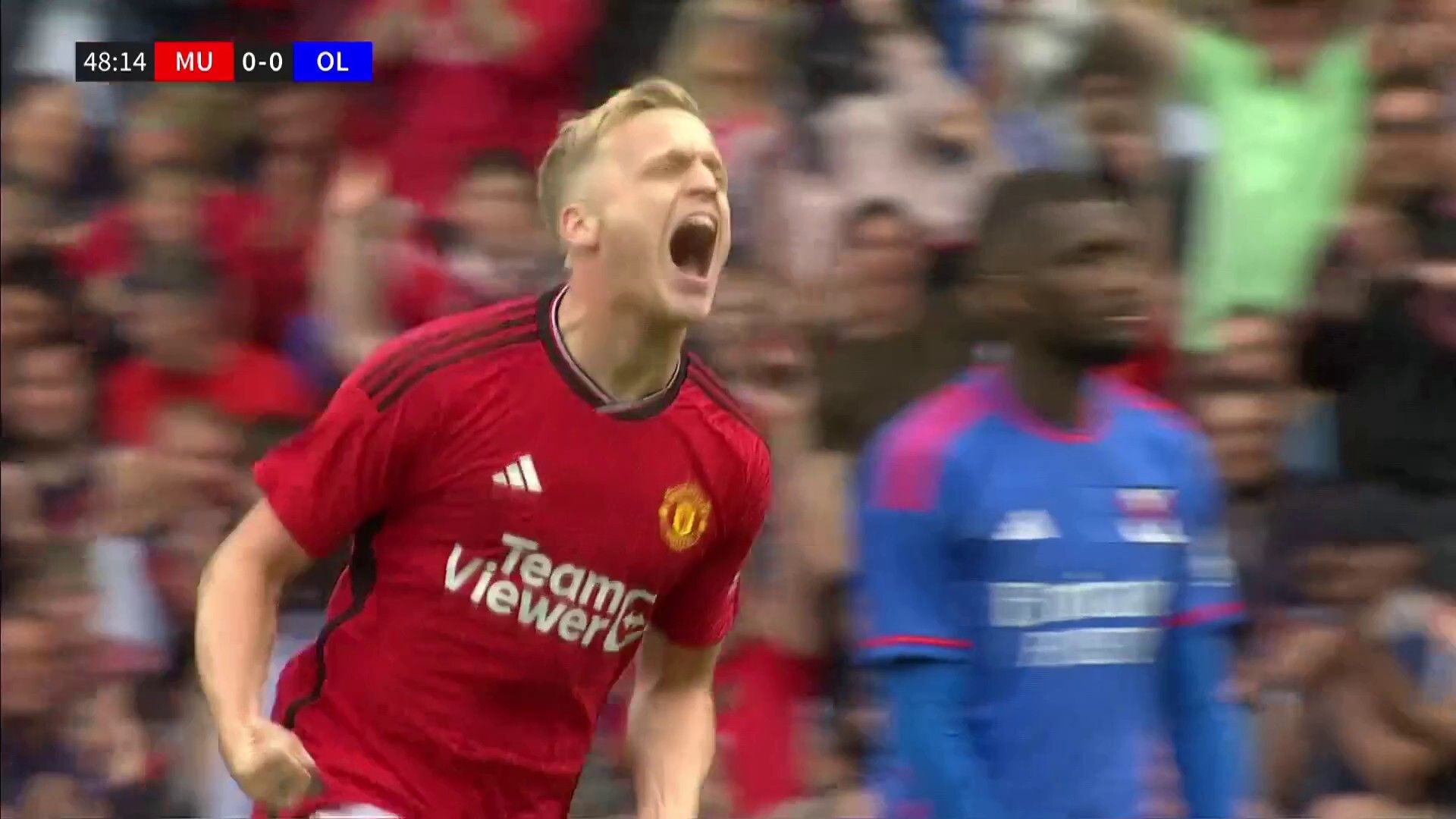 Van de Beek scores brilliant winner in pre-season friendly