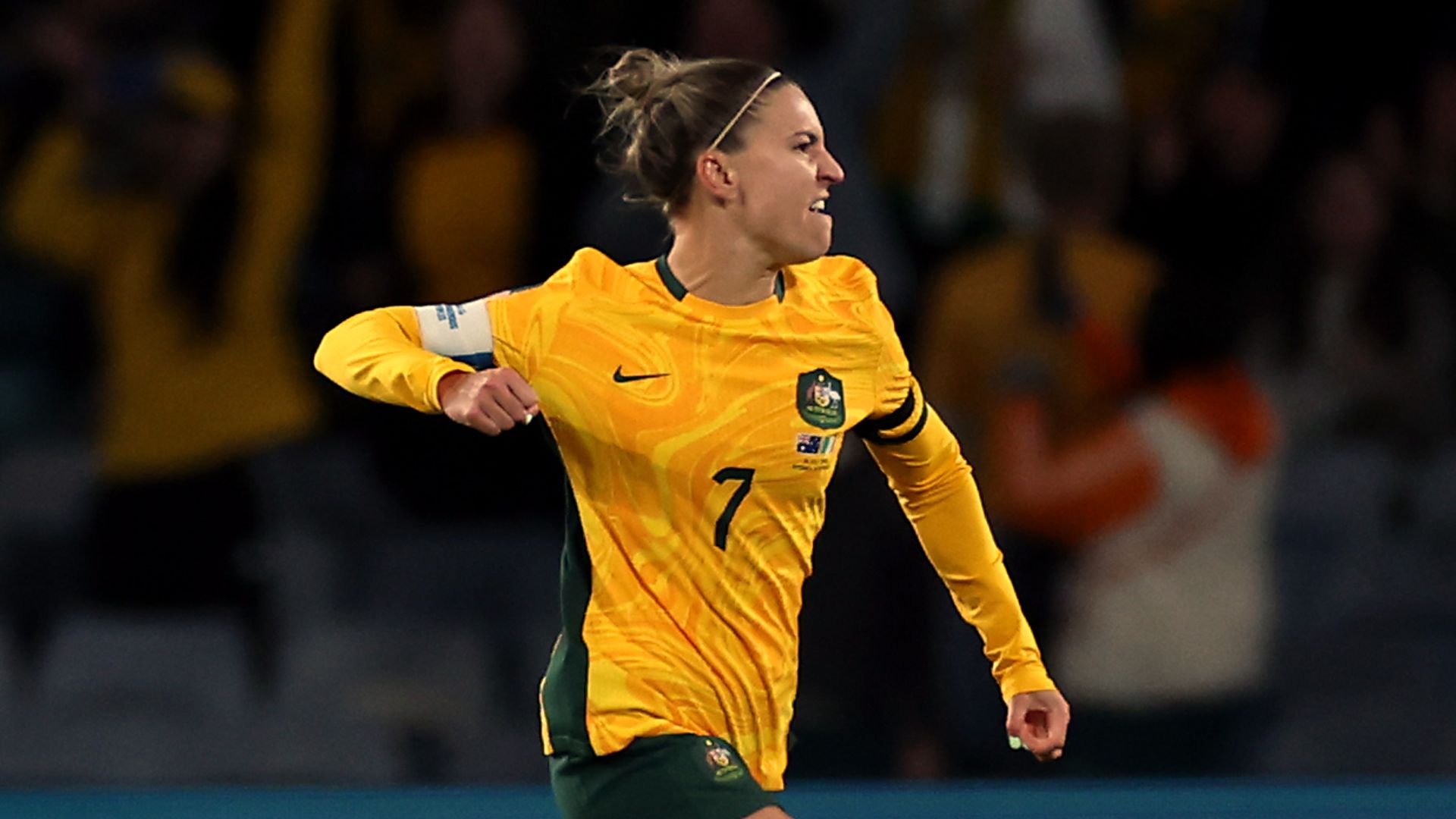 Australia battle to narrow win over Ireland as Kerr misses out
