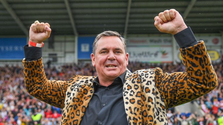 Leigh Leopards owner Derek Beaumont joins Jenna Brooks and Jon Wilkin on this week's podcast