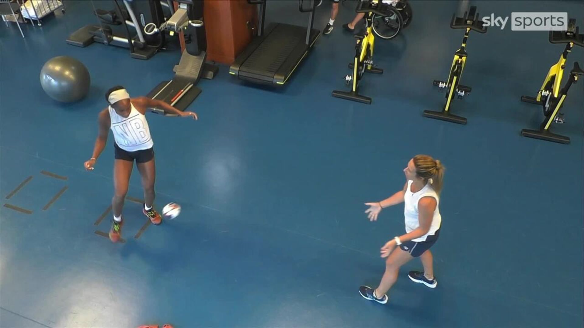 'Sign her up!' | Gauff shows off impressive football skills
