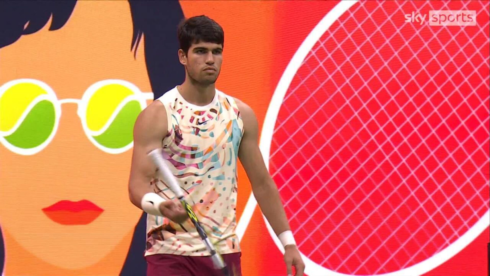 'Look at this!' | Alcaraz shows off impressive racket skills during timeout