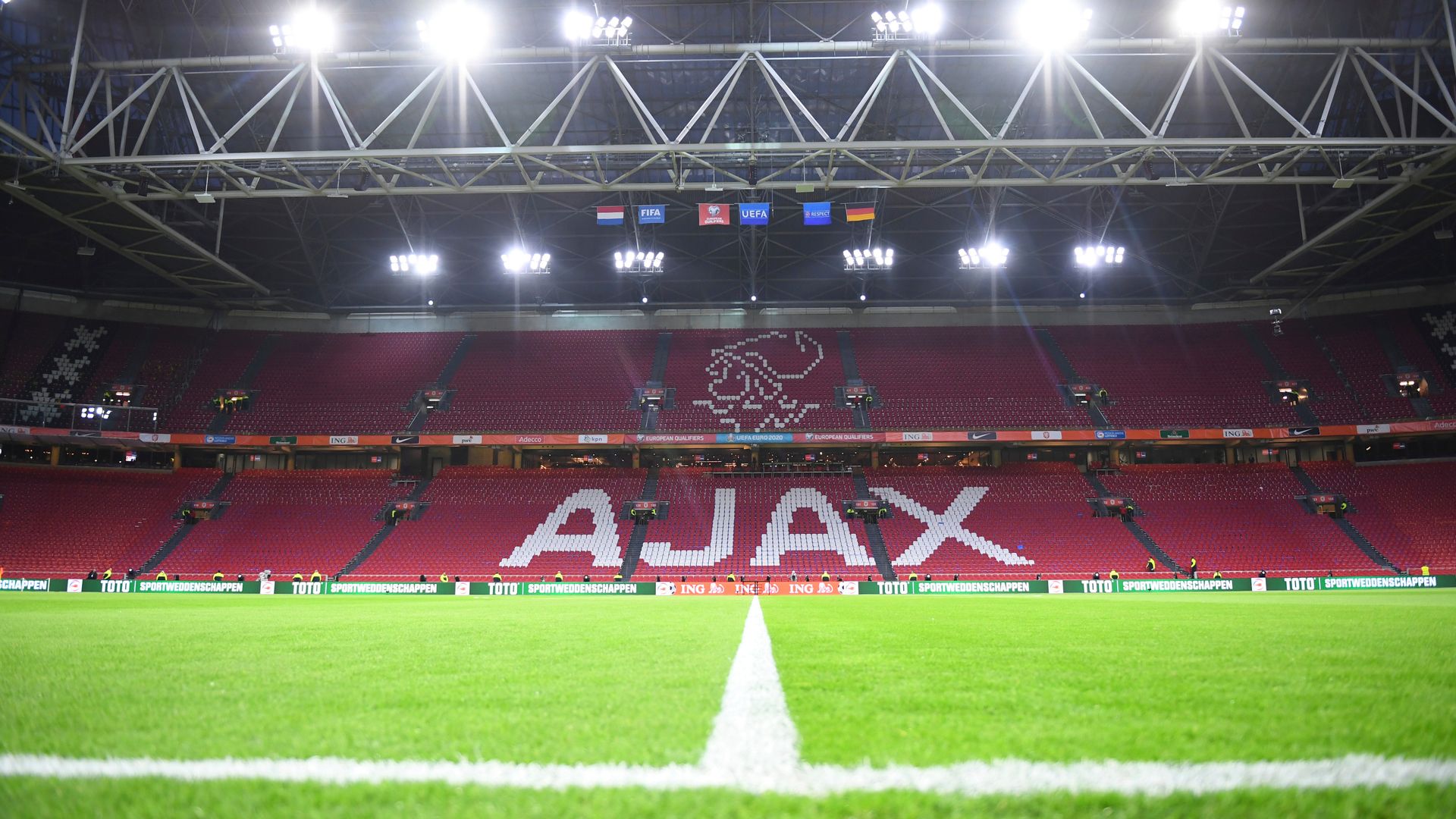 News: Fan protest forces Ajax-Feyenoord suspension