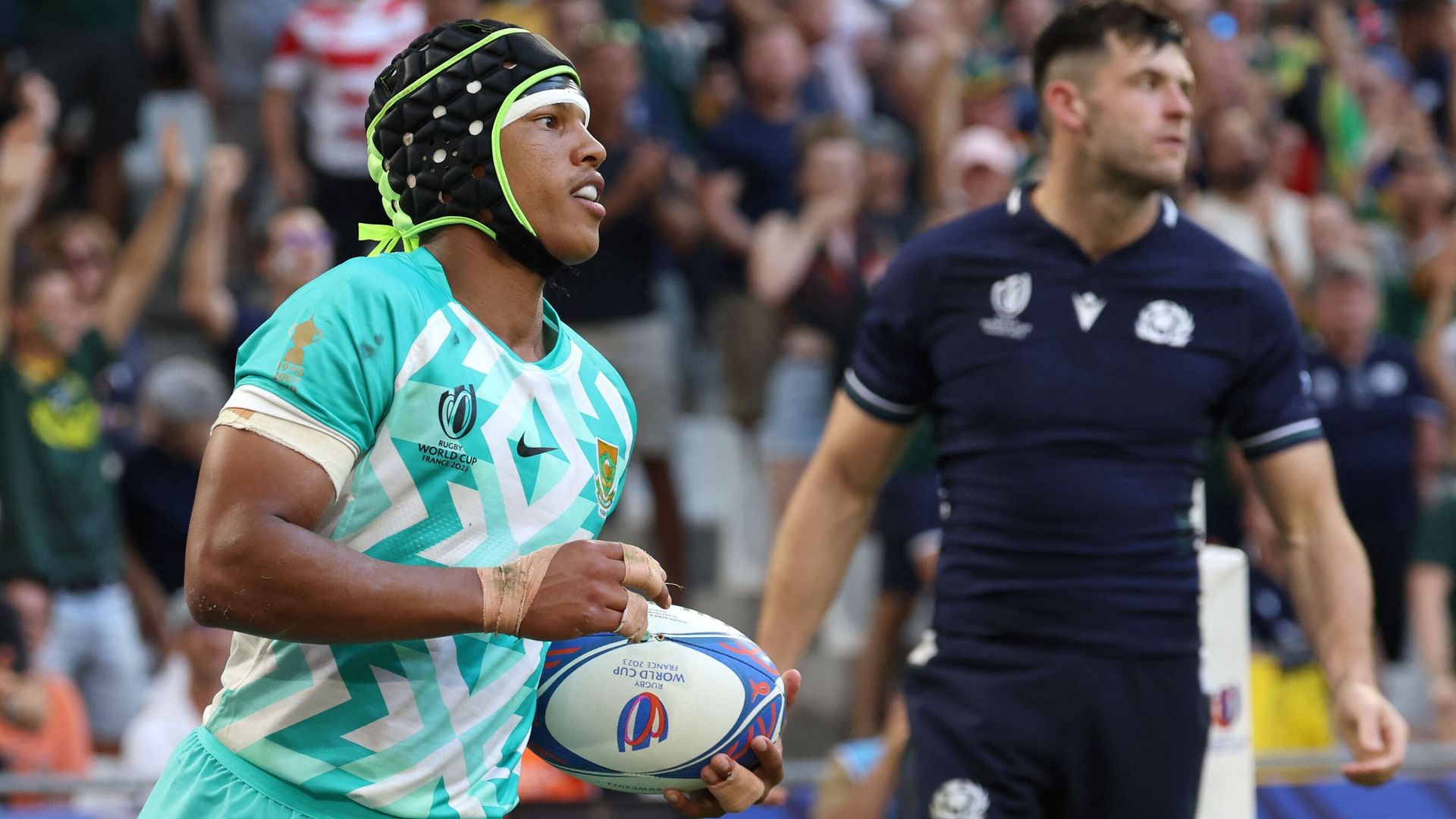 South Africa start World Cup defence with win over Scotland