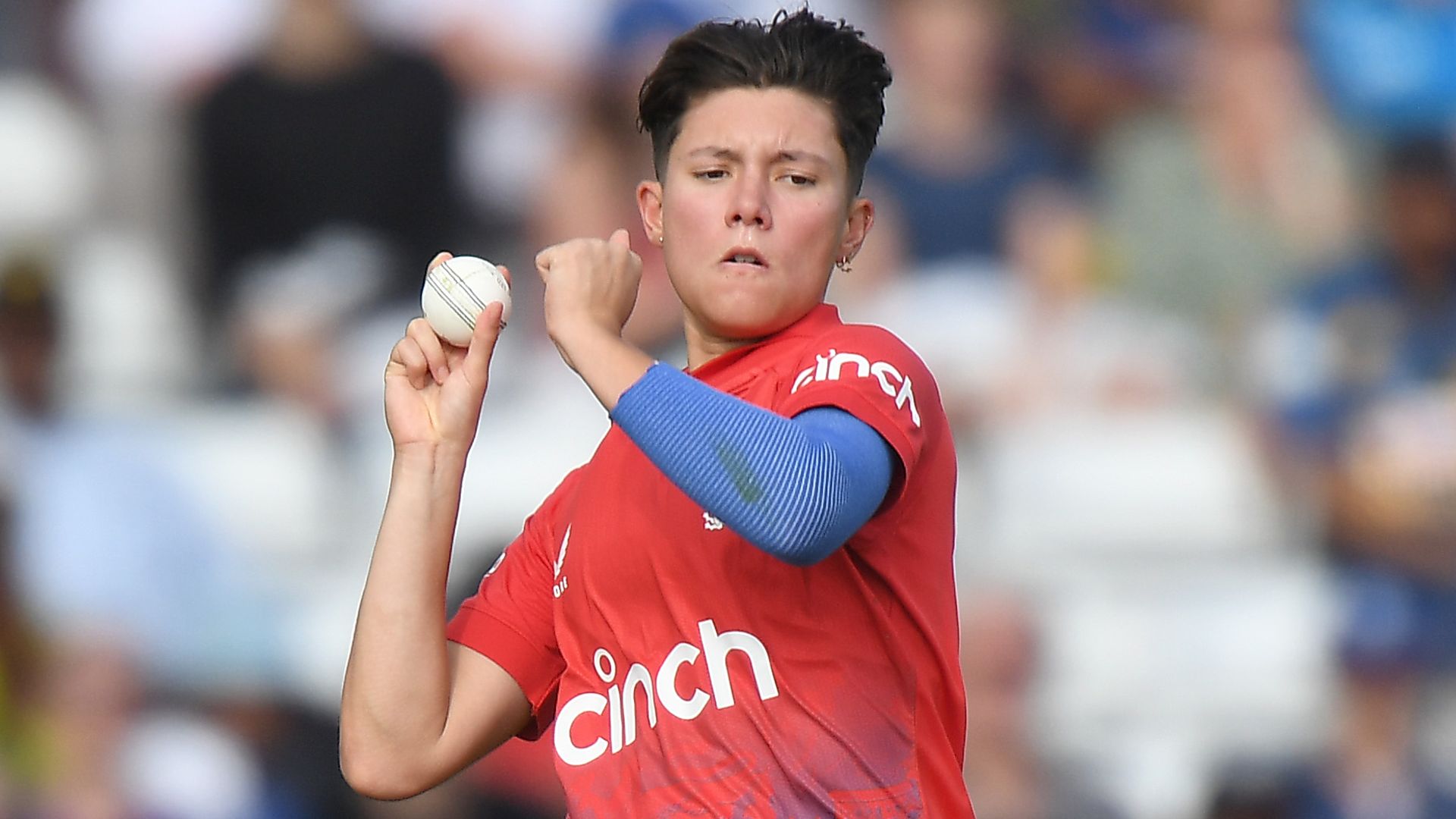 Wrong to play Wong? England bowler struggles with run-up issues