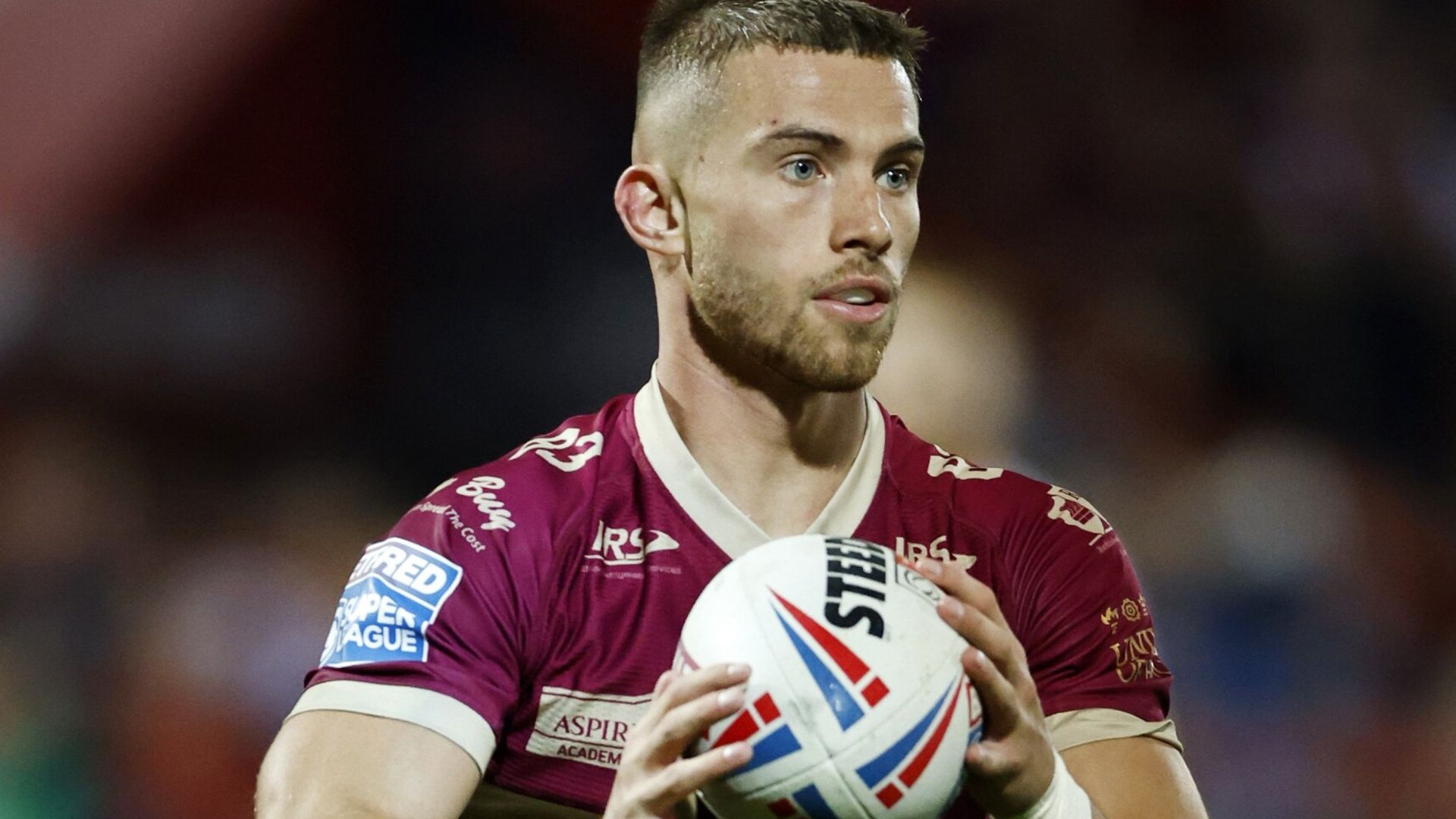 Hull KR boost play-off hopes as Dragons drop from Super League summit
