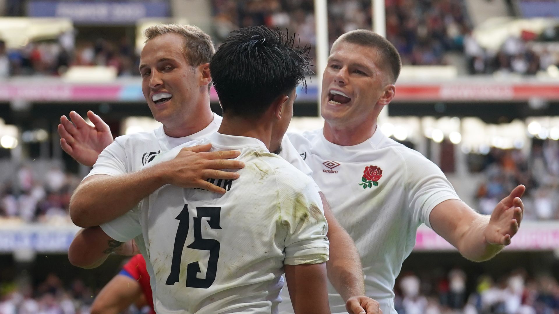 Rugby World Cup: England in control vs 14-player Chile LIVE!