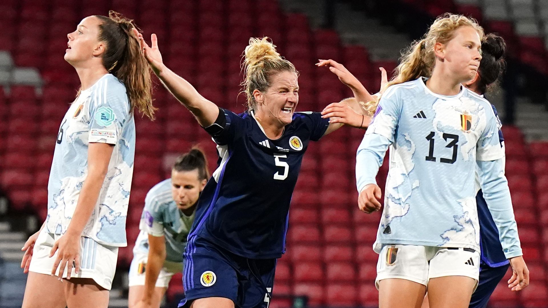 Late Howard header rescues point for Scotland against Belgium