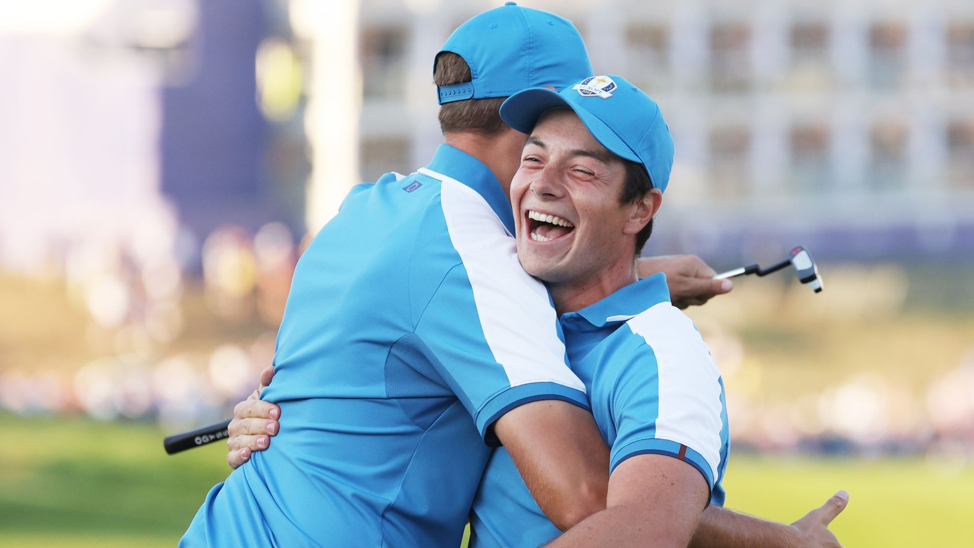 Europe surge ahead in Ryder Cup after sweeping foursomes