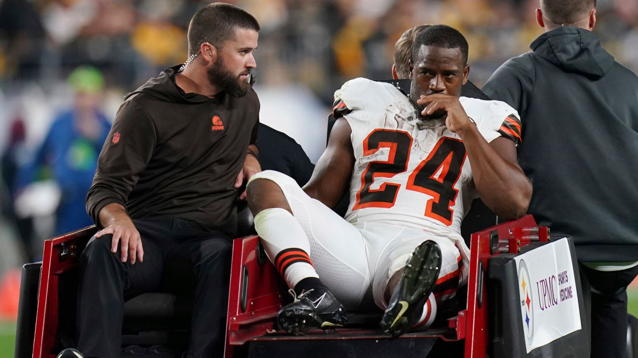 Is Kareem Hunt playing on Monday night? Fantasy injury update for Browns-Steelers  Week 17 (Updated)