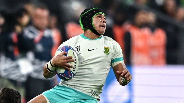 Cheslin Kolbe's try put South Africa in front early into the second half 