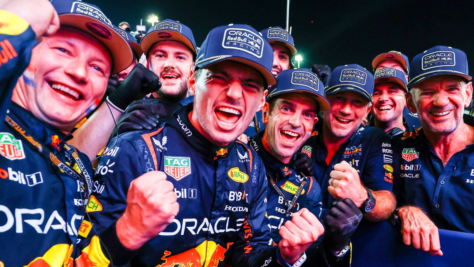 Verstappen seals world championship as Piastri wins Qatar Sprint