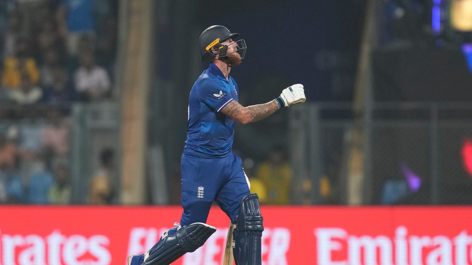 'He can't believe it' | Stokes dismissed for five as England in trouble