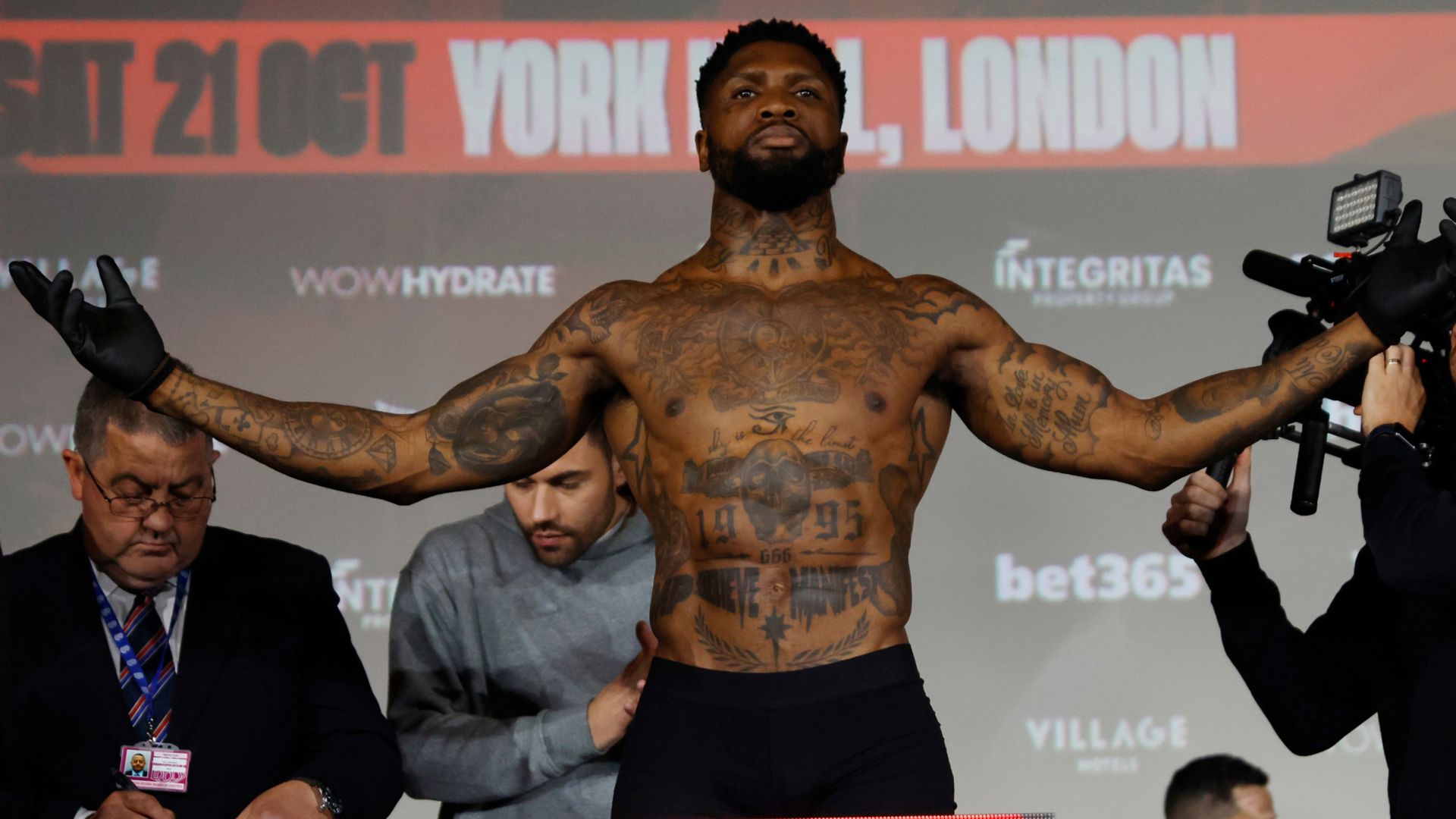 Lawal faced 'hell' to find his purpose for Chamberlain fight