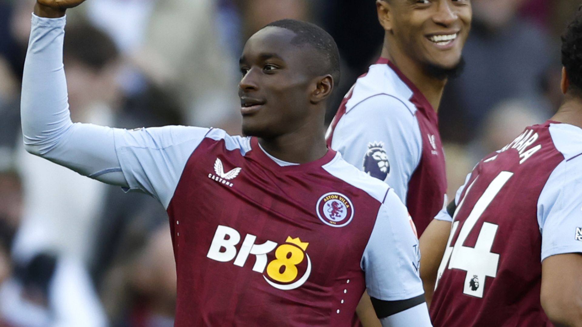 Villa stroll past Luton to make it 12 league wins in a row at home