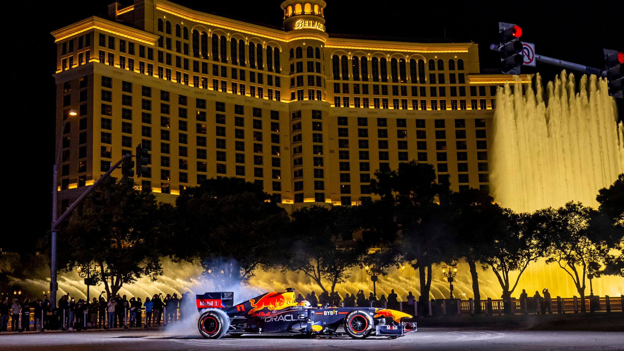 F1 opens Las Vegas Grand Prix with stunning ceremony