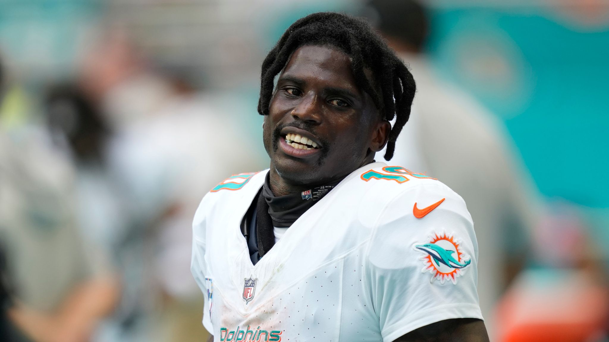 Dolphins' Tyreek Hill says wife told him to get back in the game