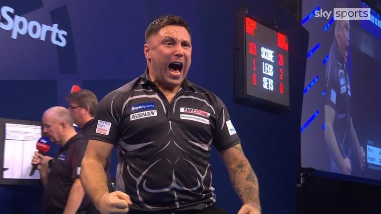Gerwyn Price won the first set against Danny Noppert thanks to finishes of 112 and 101