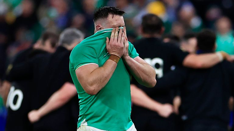 Ирландия в восьмой раз в своей истории вылетела из четвертьфинала чемпионата мира по регби, проиграв Новой Зеландии в парижской саге.