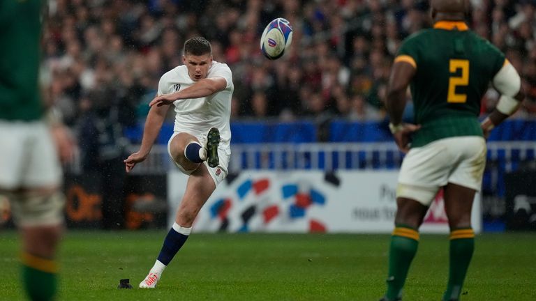 England's Owen Farrell kicked four penalties against South Africa