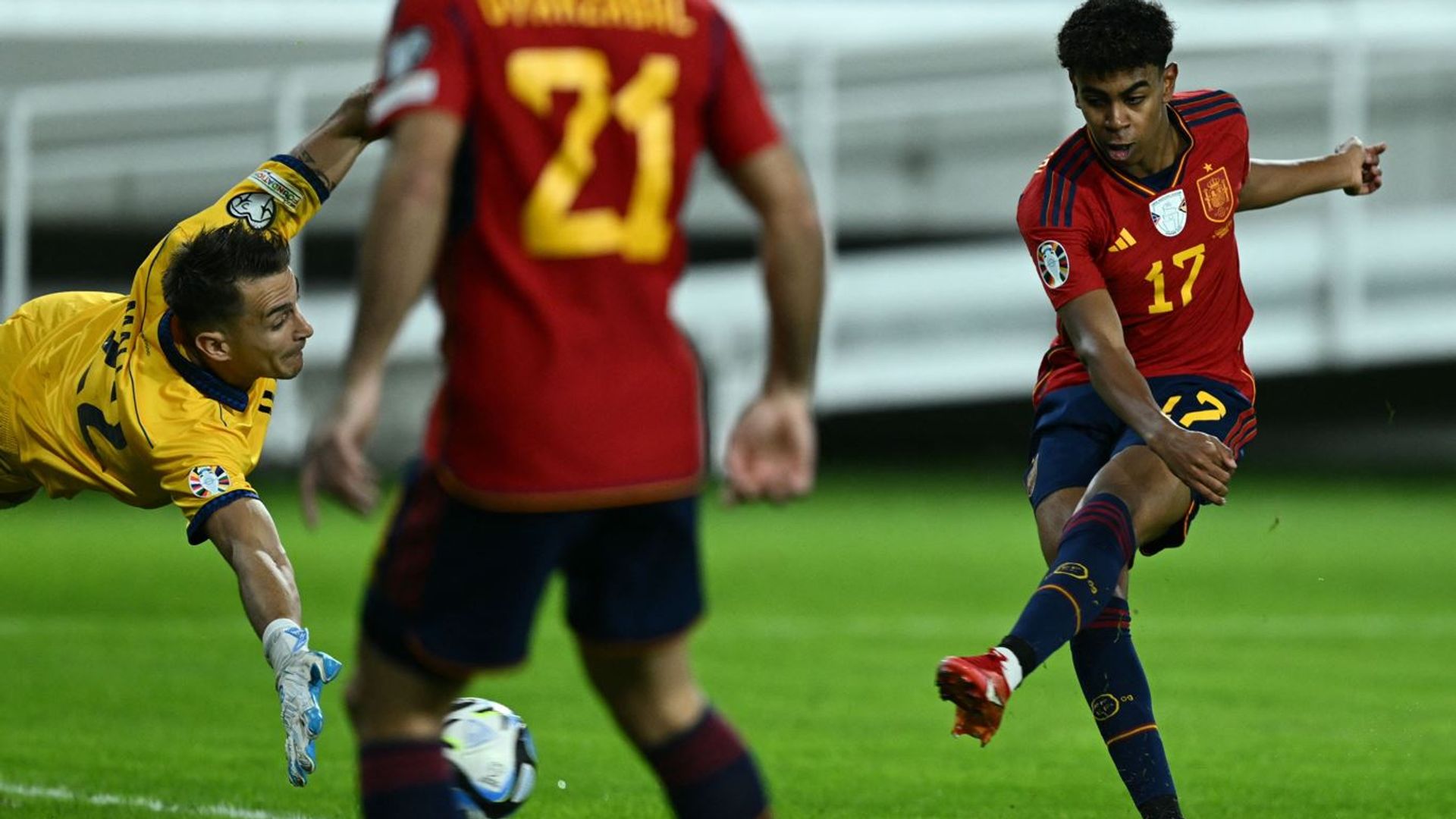 Spain wonderkid nets again | Hungary seal dramatic Euros qualification