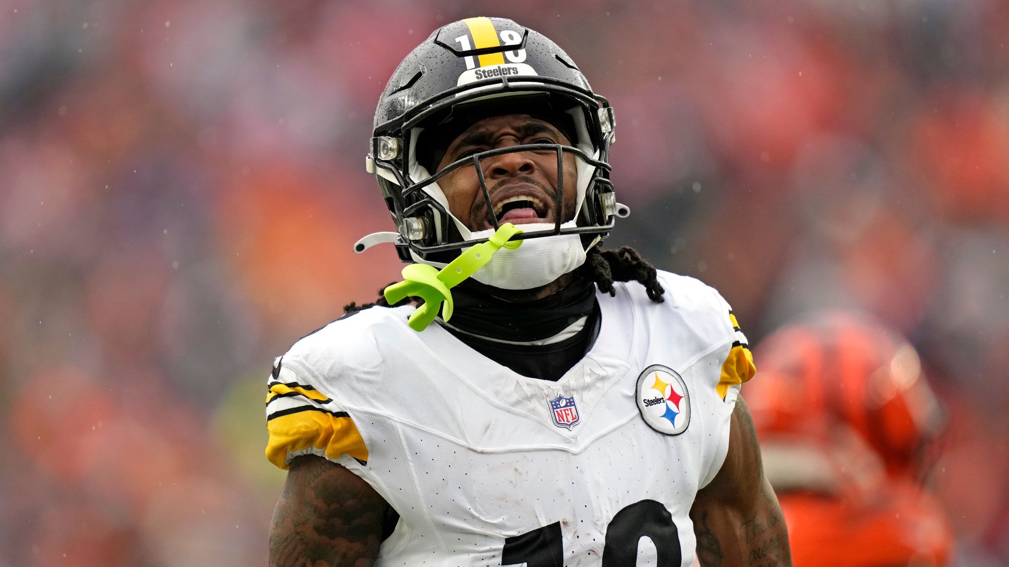 Diontae Johnson must prove himself to Pittsburgh Steelers after quitting on  team, says Phoebe Schecter | NFL News | Sky Sports