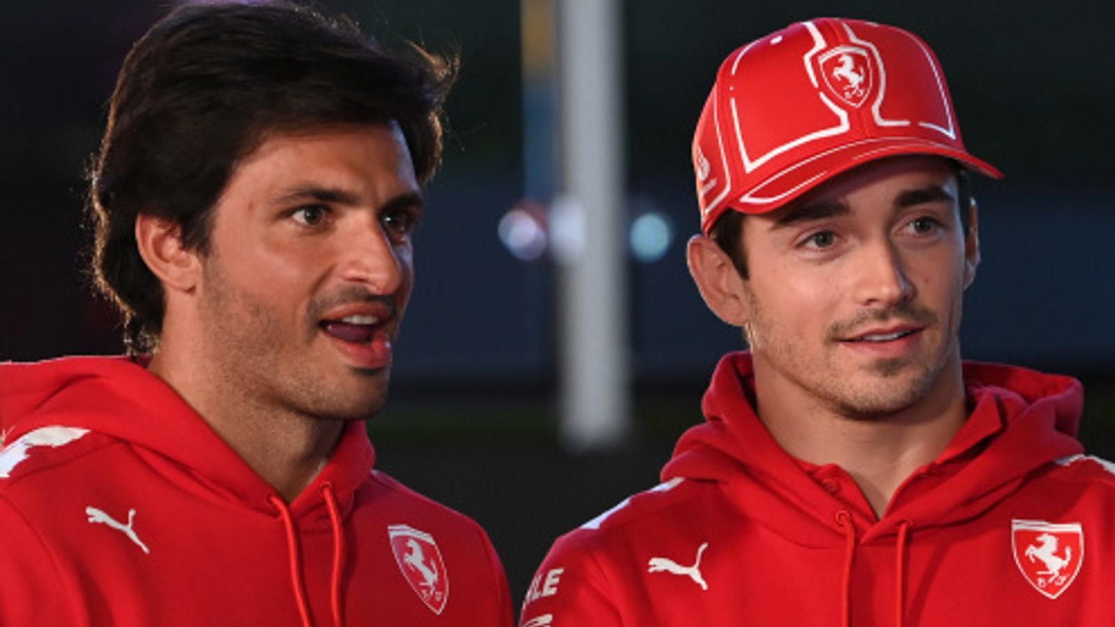 Ferrari n’est “pas pressé” de conclure de nouveaux contrats avec Charles Leclerc et Carlos Sainz, déclare Fred Vasseur, directeur de l’équipe