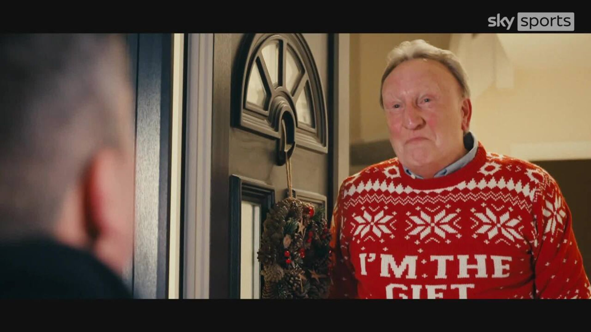 Warnock hilariously re-enacts Love Actually scene | 'Enjoy it by being disciplined!'