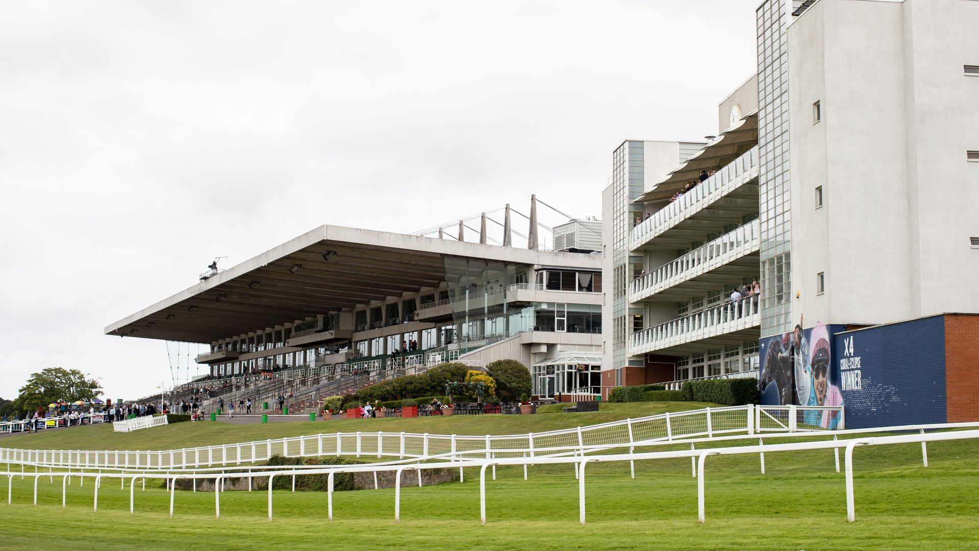 Sandown set for Friday inspection with Met Office yellow warning