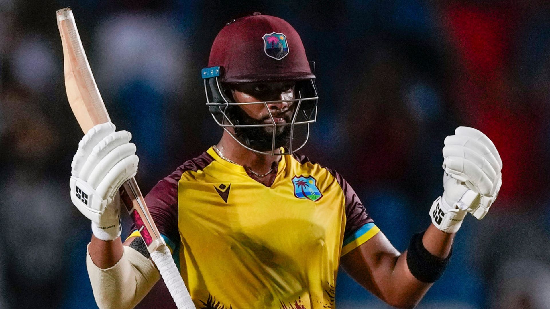 Hope denies England in tense finale as West Indies snatch T20 series win