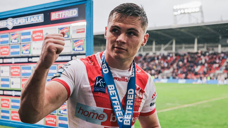 Jack Welsby will be staying with St Helens until at least the end of 2027