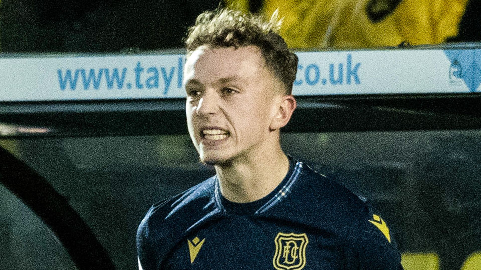 Mellon shines on debut as Dundee coast to victory at Livingston