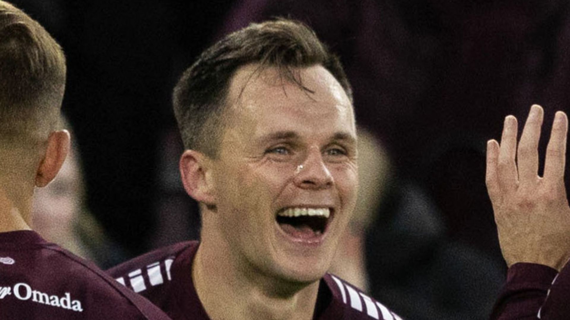 Shankland the star again as Hearts see off Aberdeen