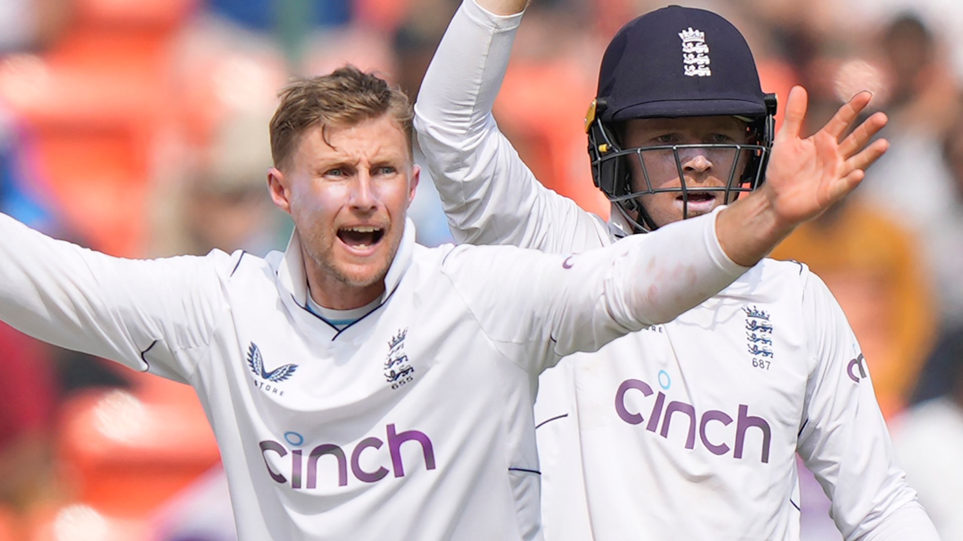 Dominant India open up big lead as England toil in first Test