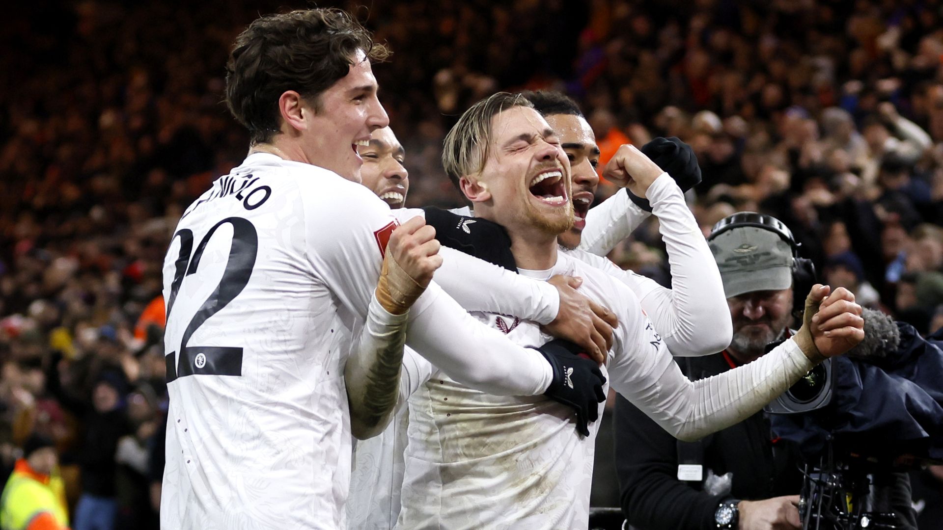 Emery praises 'mature' Villa for first FA Cup win since 2016