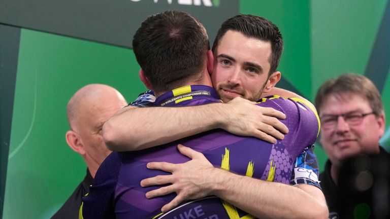 Watch highlights of Humphries' thrilling  win over Littler in the World Championship final