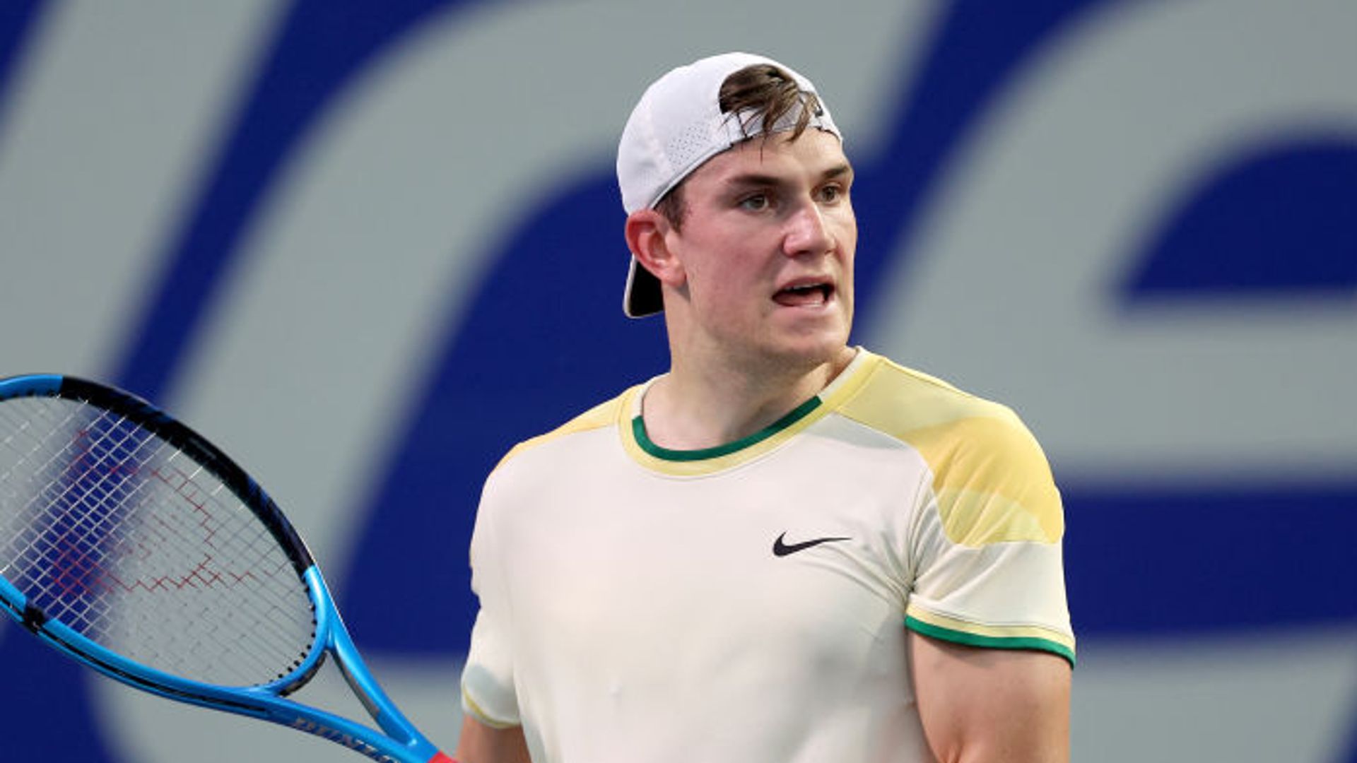 Draper eases into Mexican Open last eight after beating Nishioka