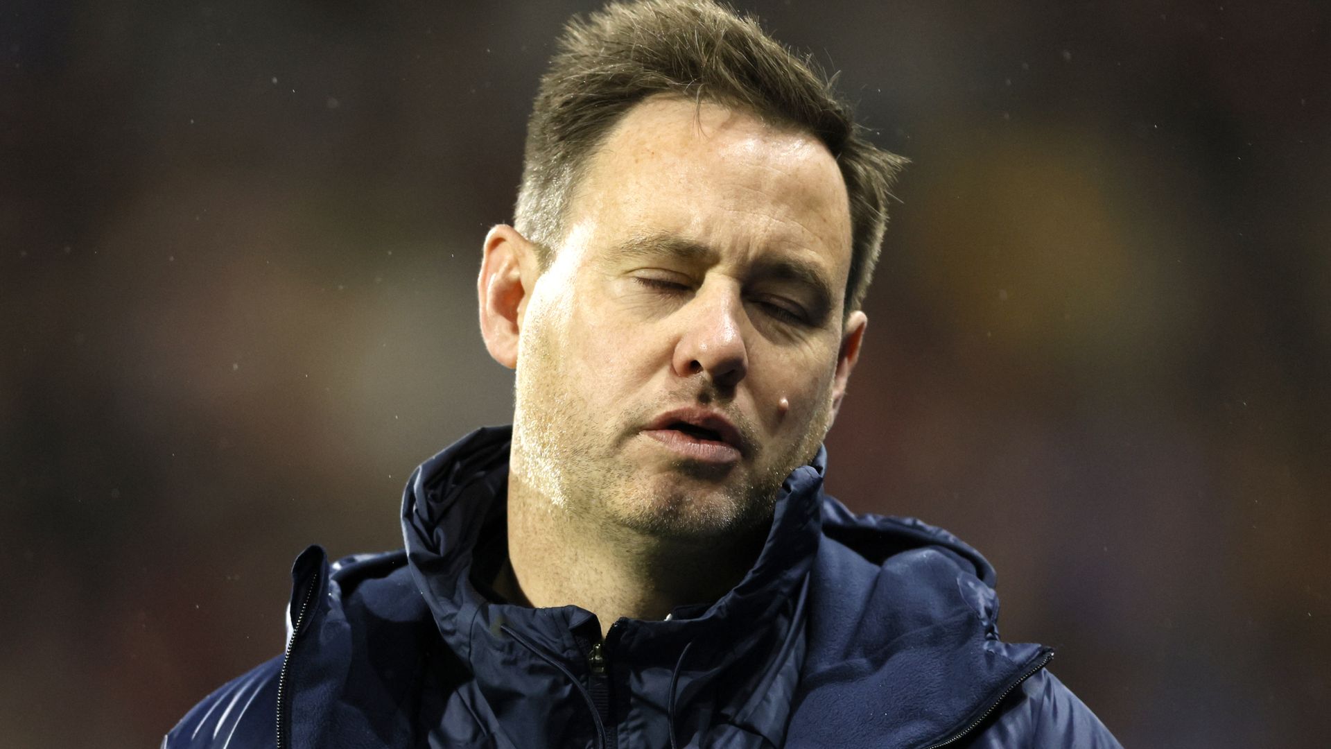 Beale leaves Sunderland after nine weeks as Dodds handed interim job
