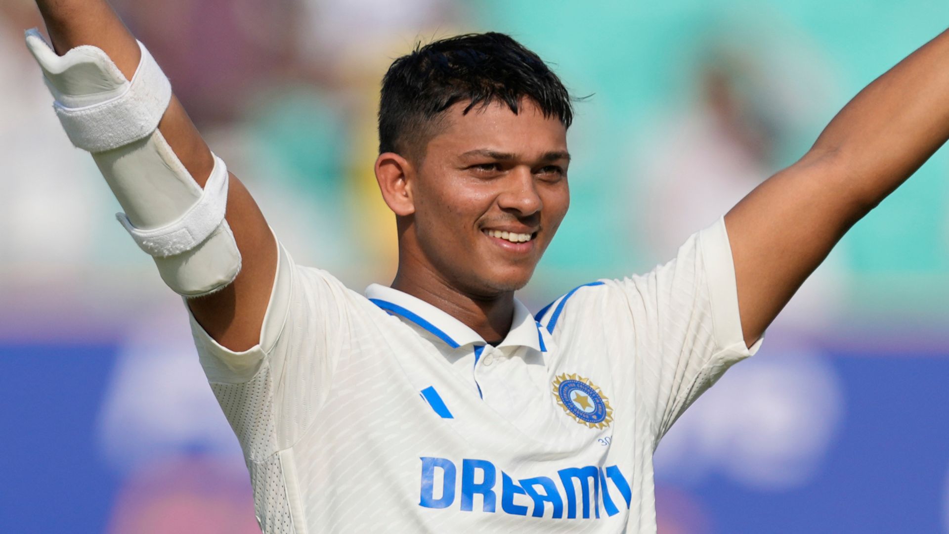 Jaiswal's dazzling century punishes wasteful England