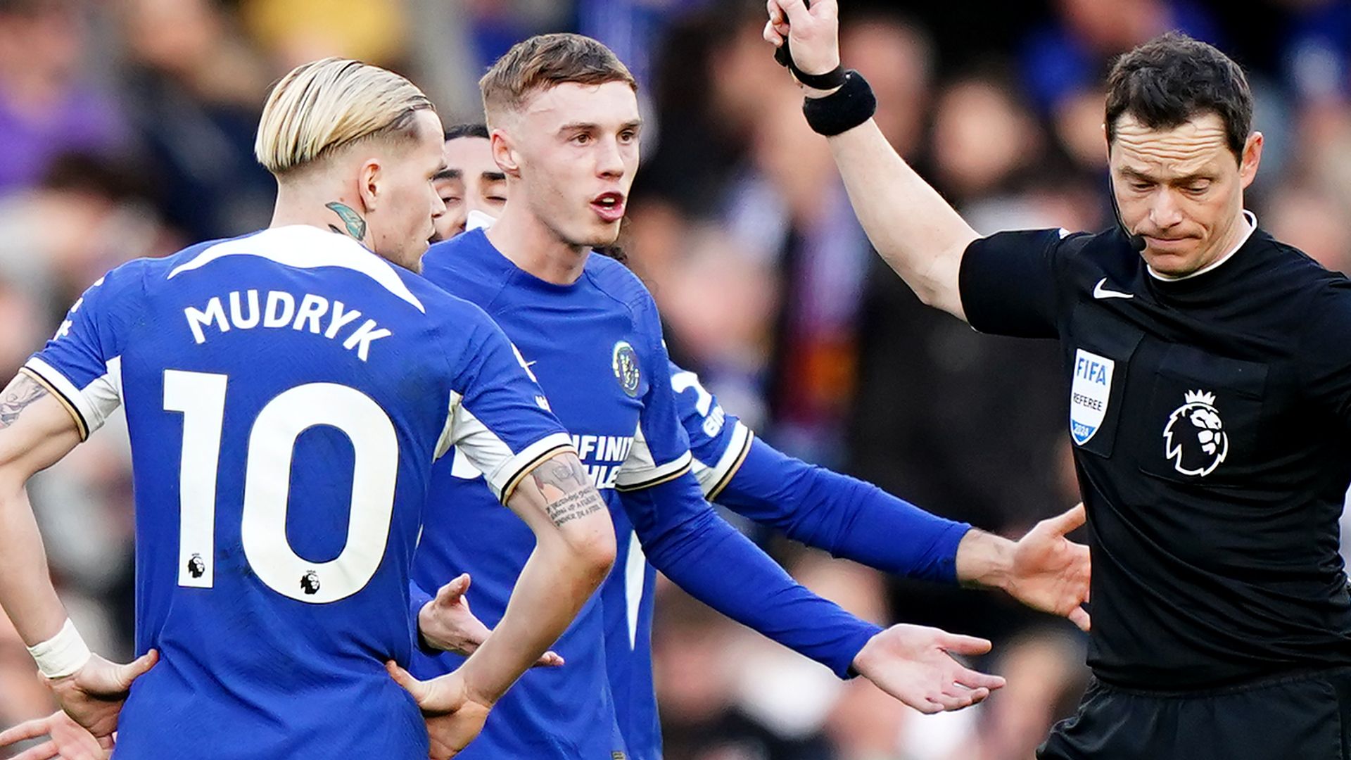 Poch: Chelsea lack 'heart and head' - we're missing something
