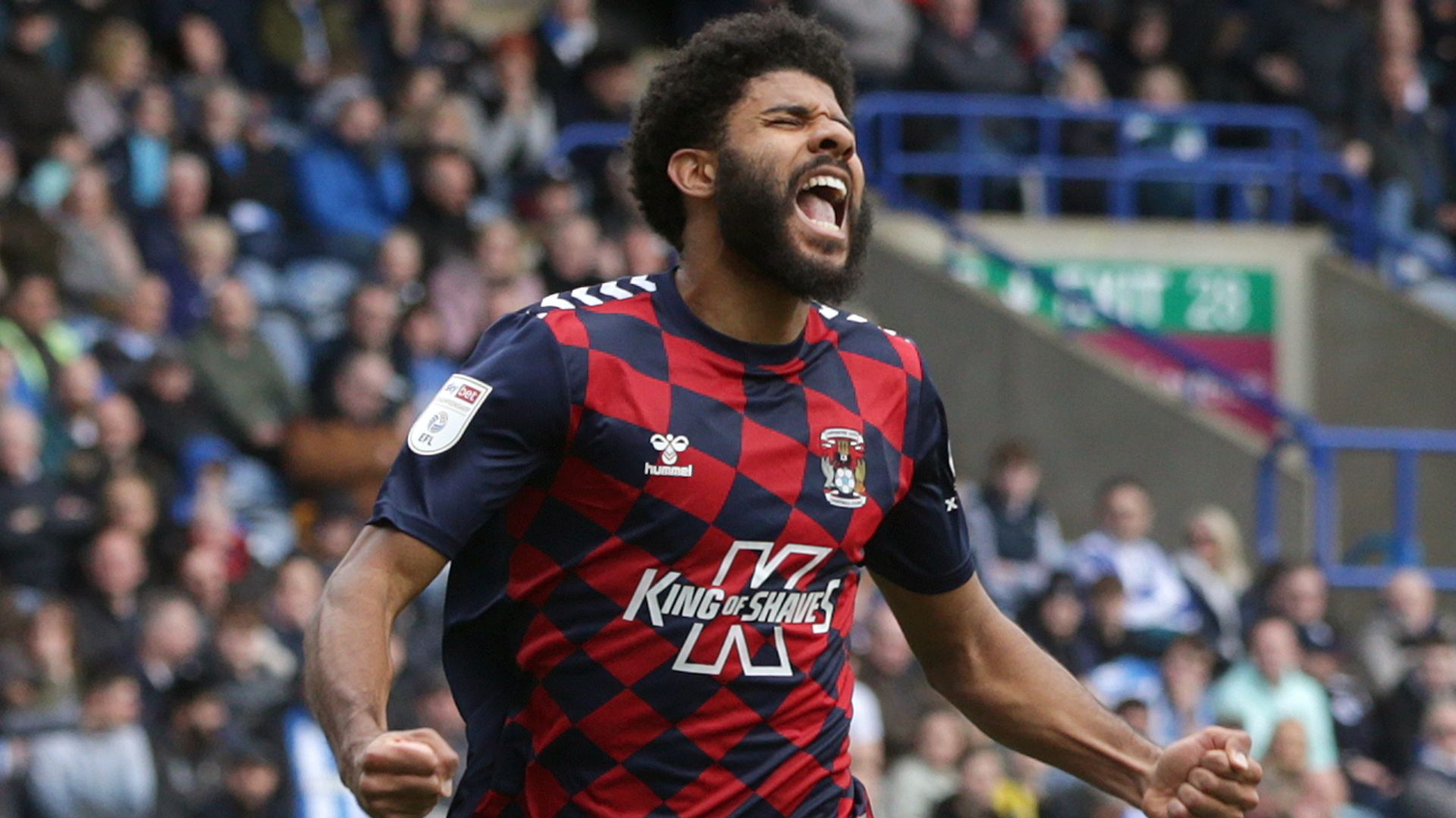 Simms hits double as Cov keep play-off hopes alive