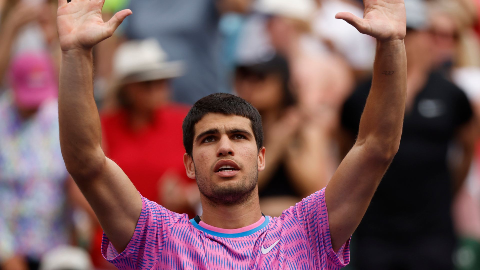 Alcaraz races into Indian Wells quarter-finals