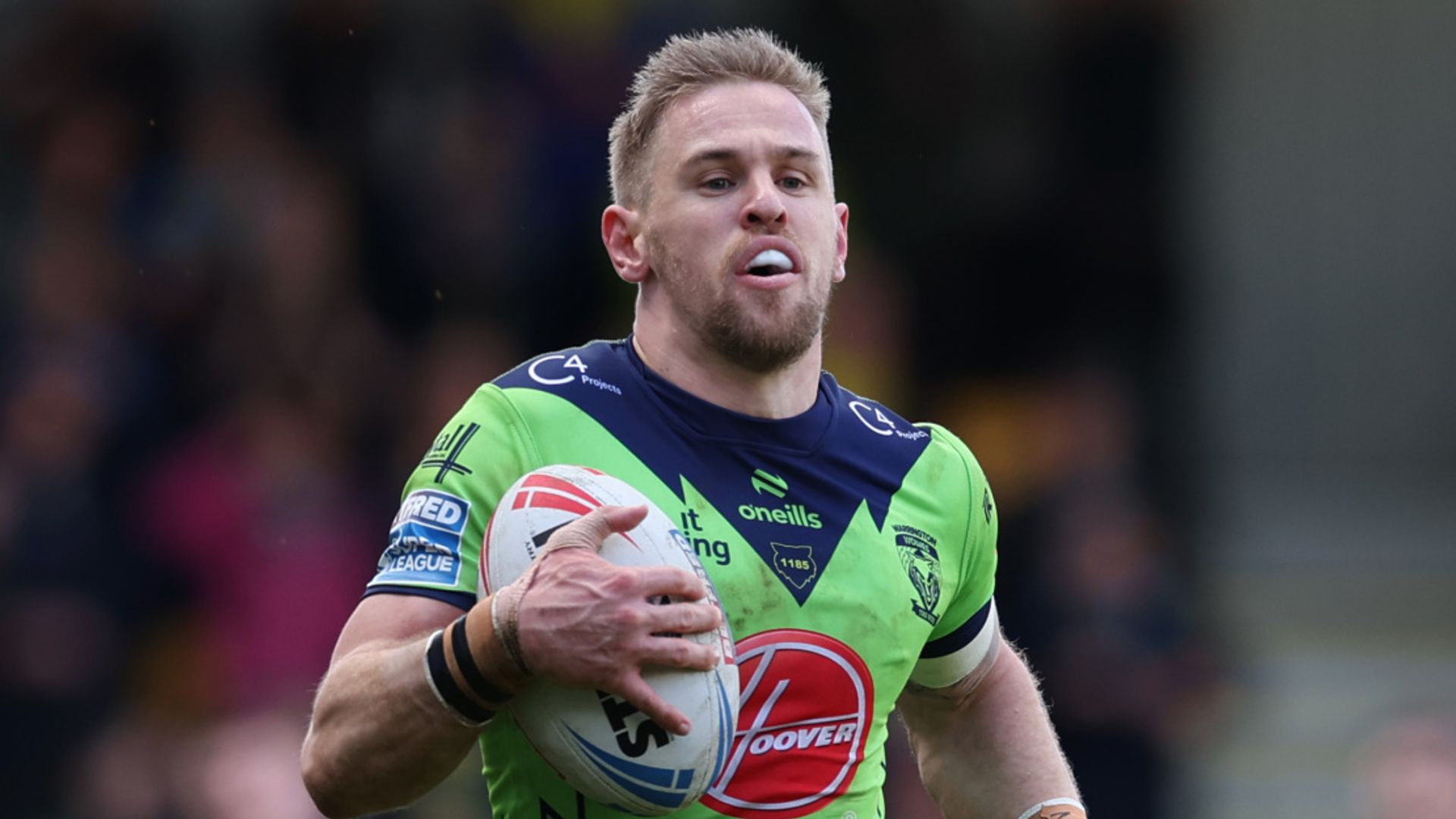 Warrington wallop winless Broncos to top Super League