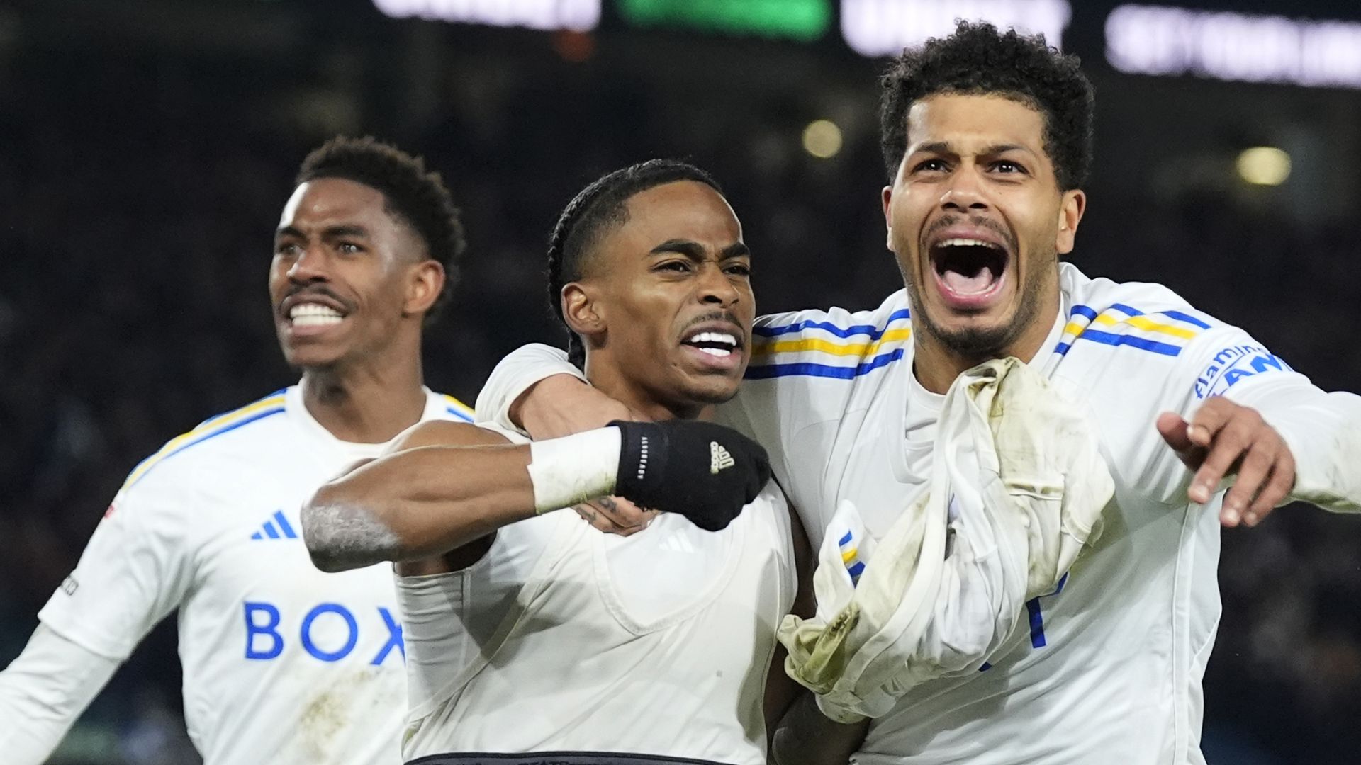 Leeds add more drama with late win vs Hull to return second