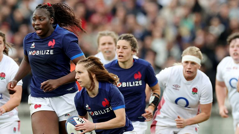 Pauline Bourdon Sansus runs with the ball as France try to find some crucial points